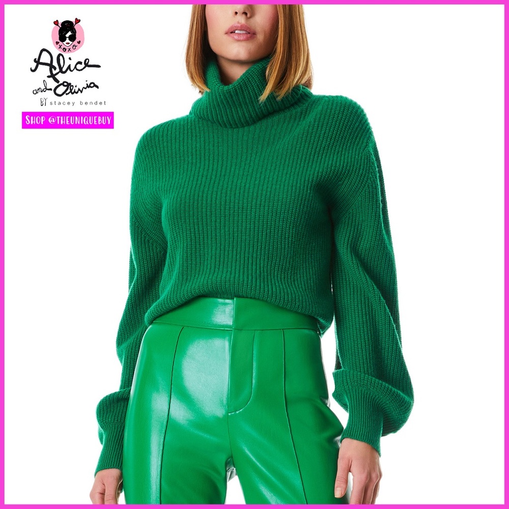 Alice + Olivia Carlynn Emerald Green Turtleneck Pullover Cropped Sweater